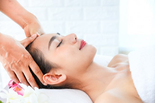 beutiful-woman-with-spa-massage_1150-14446