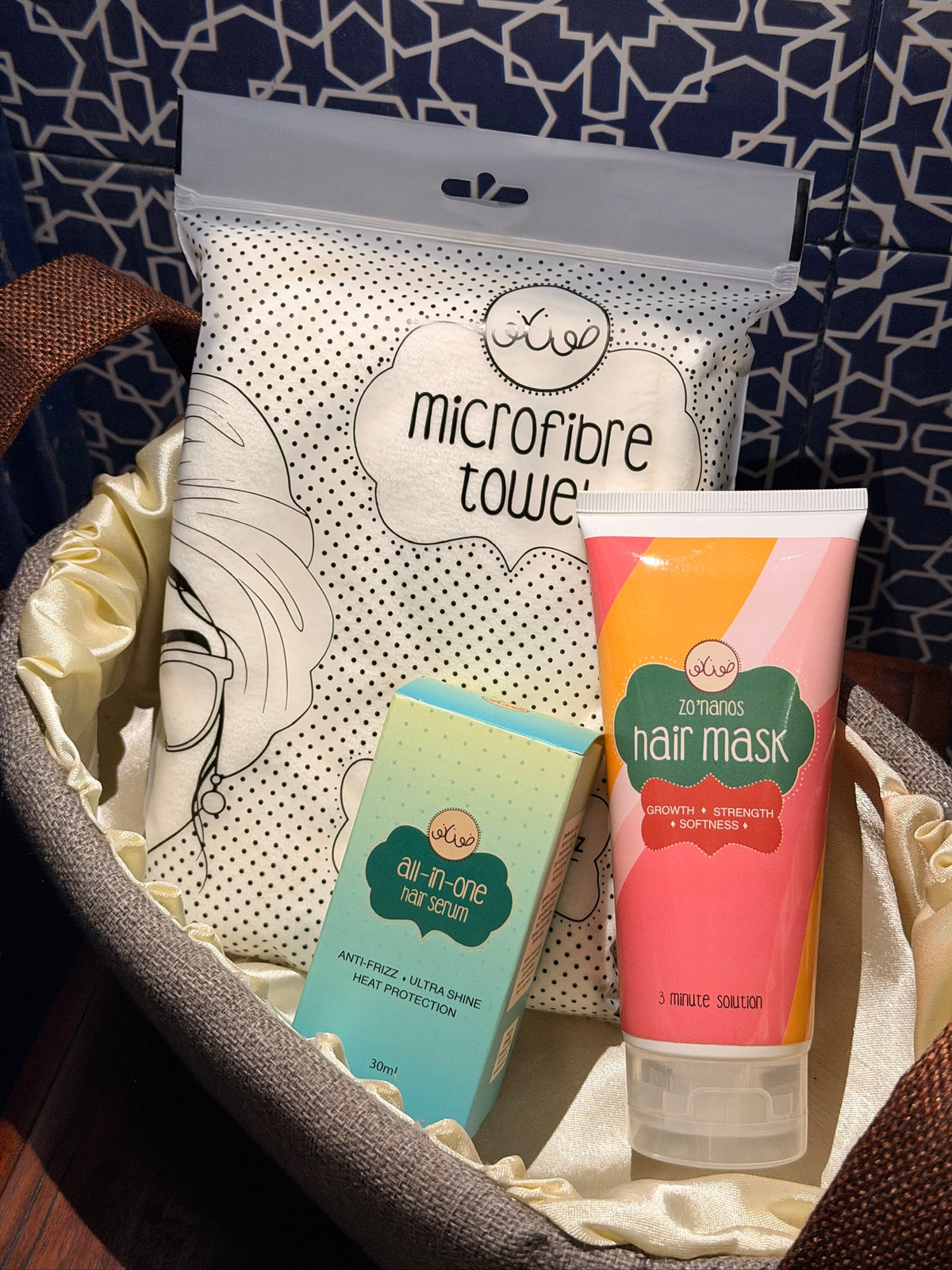 Frizz Fighter Bundle (OG, towel, serum)